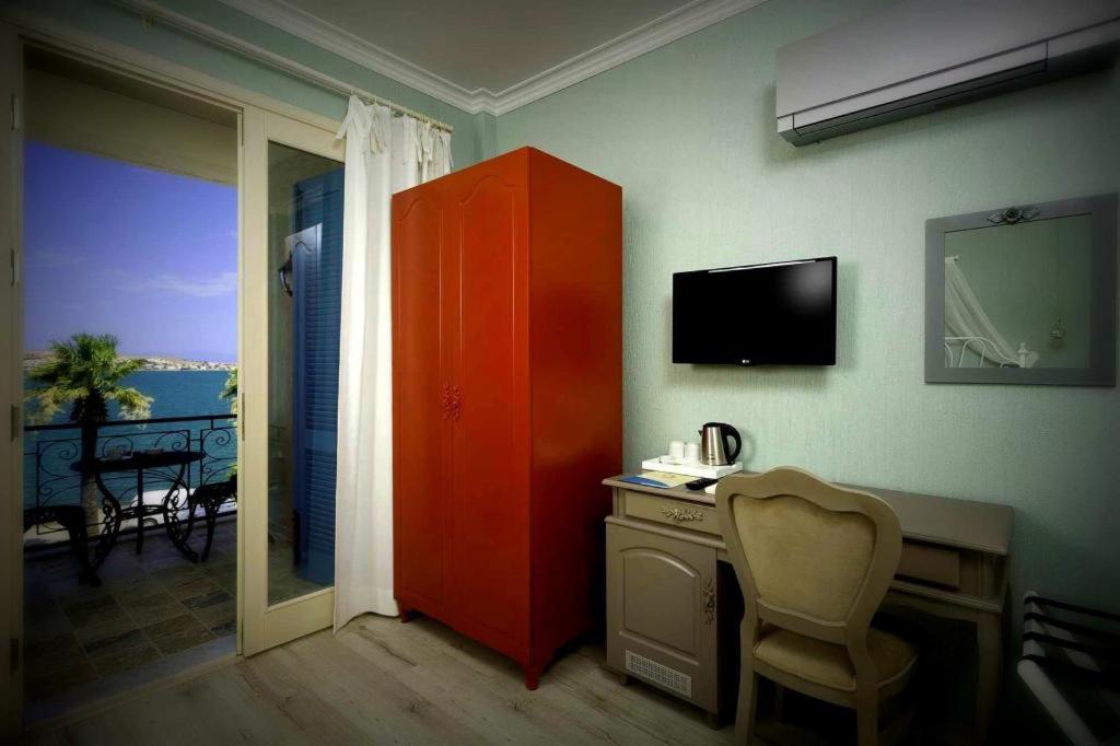 Karamela Hotel Ayvalik Exterior photo