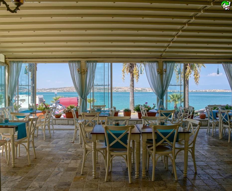 Karamela Hotel Ayvalik Exterior photo